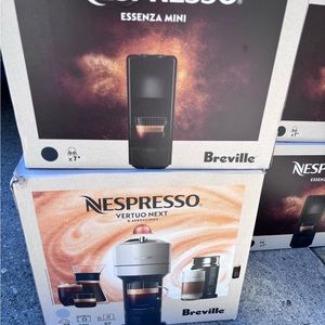 Brand new Vertuo Next Premium Black Chrome & Aeroccino3 Milk Frother